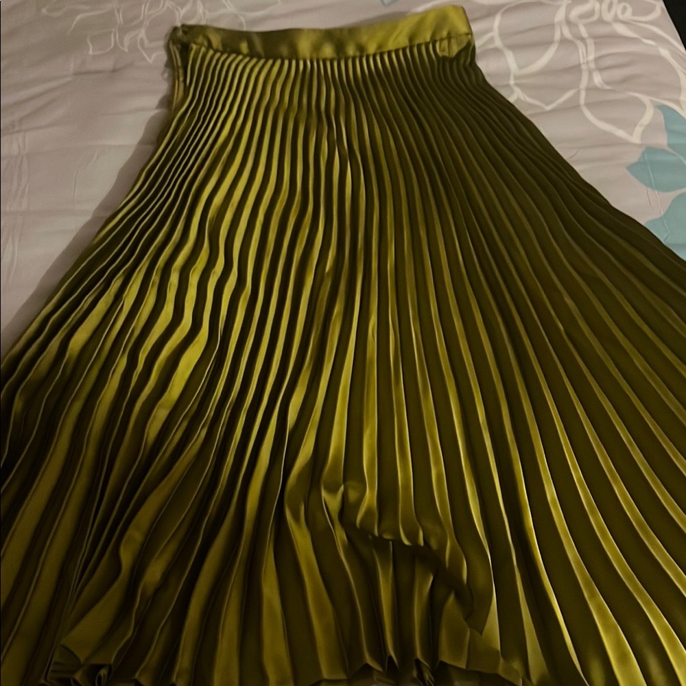 Zara Satin Olive A-Line Skirt